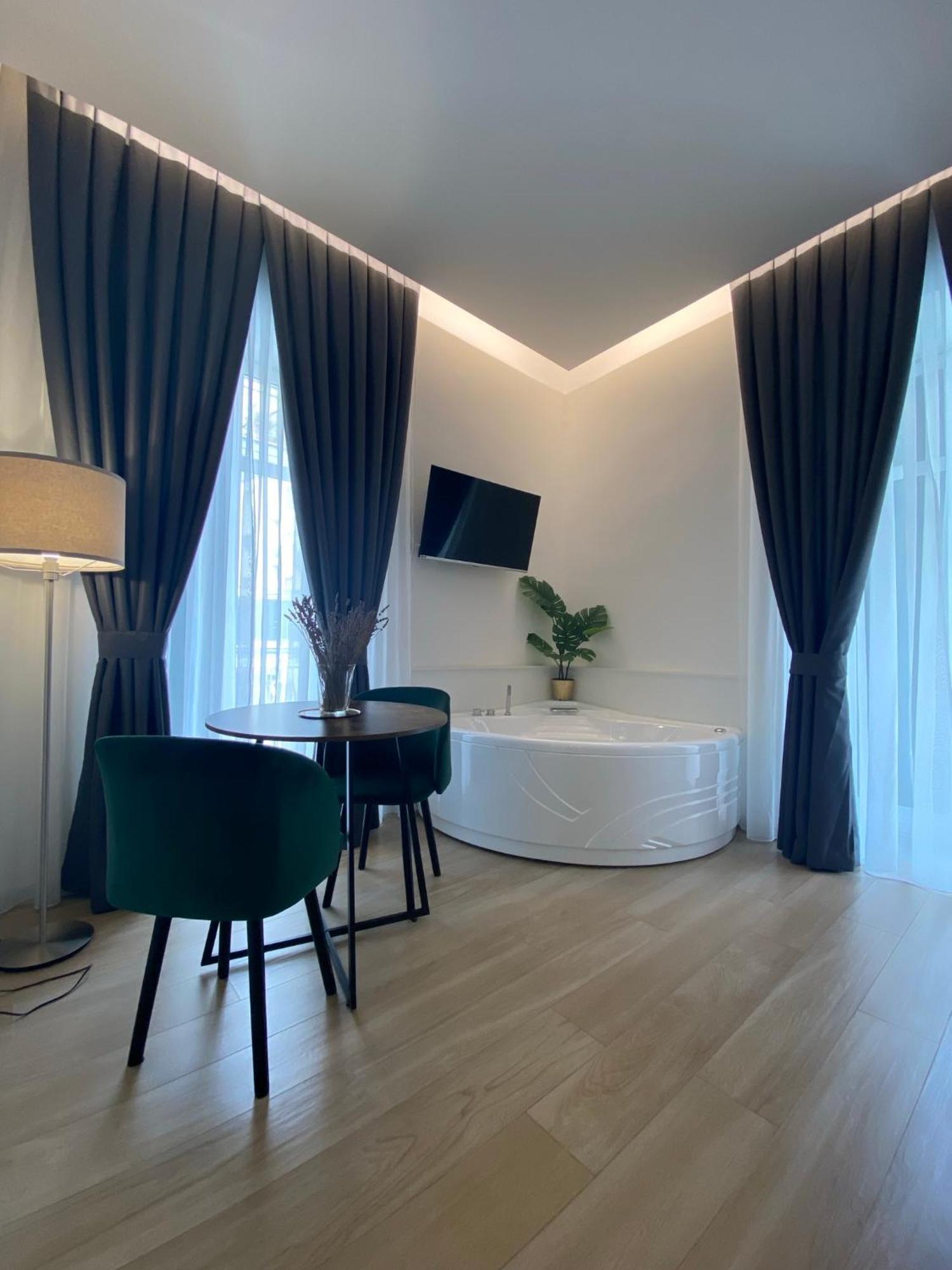 Gualtieri B&B - Luxury Rooms San Giorgio a Cremano Buitenkant foto